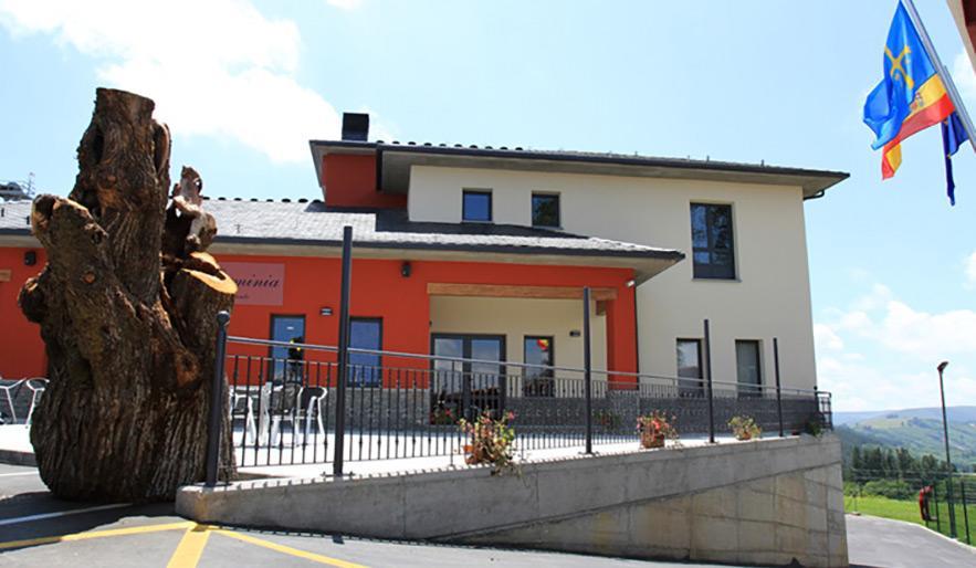 Albergue Restaurante Casa Herminia El Campiello Exterior photo